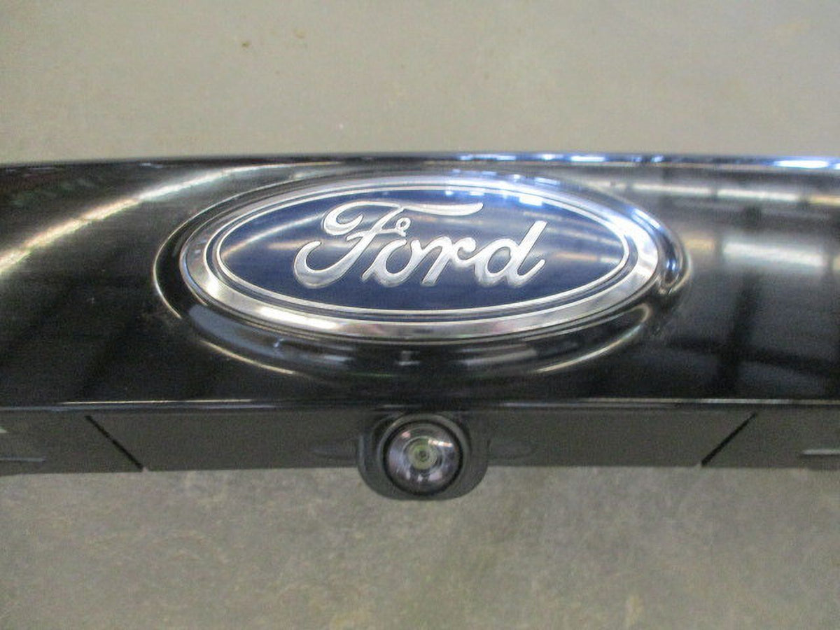 17 18 19 Ford Escape Back Up Rear View Camera OEM LKQ (Good)