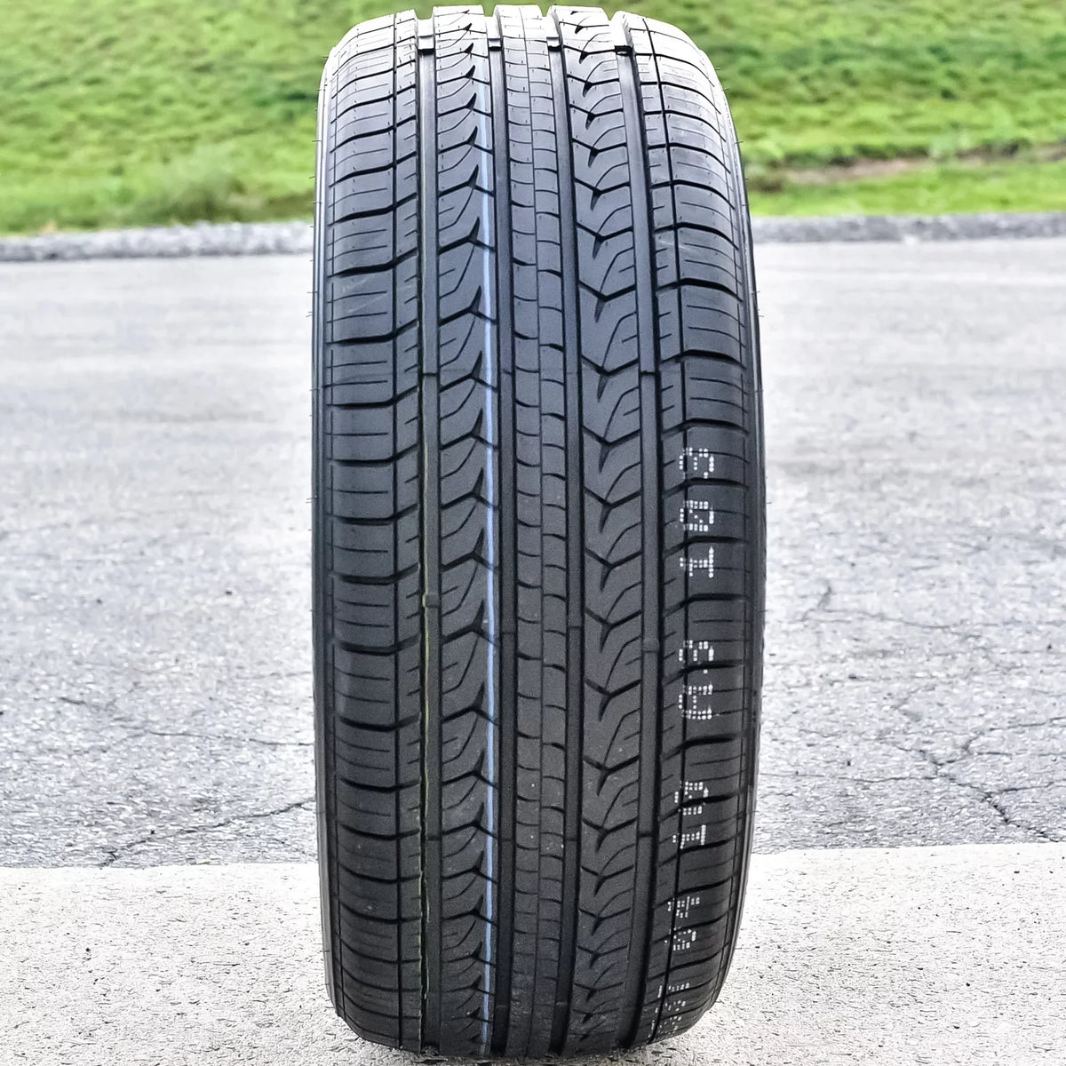 Set of 4 (FOUR) Joyroad Grand Tourer H/T 235/50R19 99V A/S All Season Tires Fits: 2018-19 Chevrolet Equinox Premier; 2020-23 Chevrolet Equinox LT