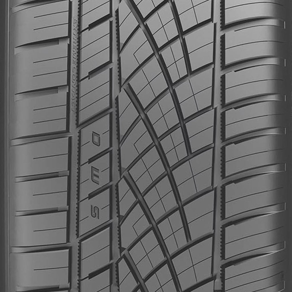 Continental ExtremeContact DWS06 PLUS All Season 275/35ZR18 95Y Passenger Tire Fits: 2006-07 Chevrolet Corvette Z06; 2008 Chevrolet Corvette 427 Limited Edition Z06