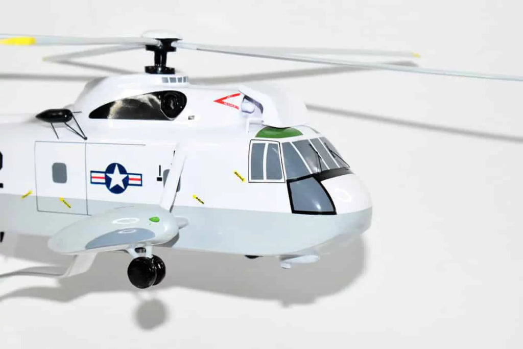 Sikorsky® SH-3 SEA KING™; HS-6 Indians; 16 Mahogany Scale Model