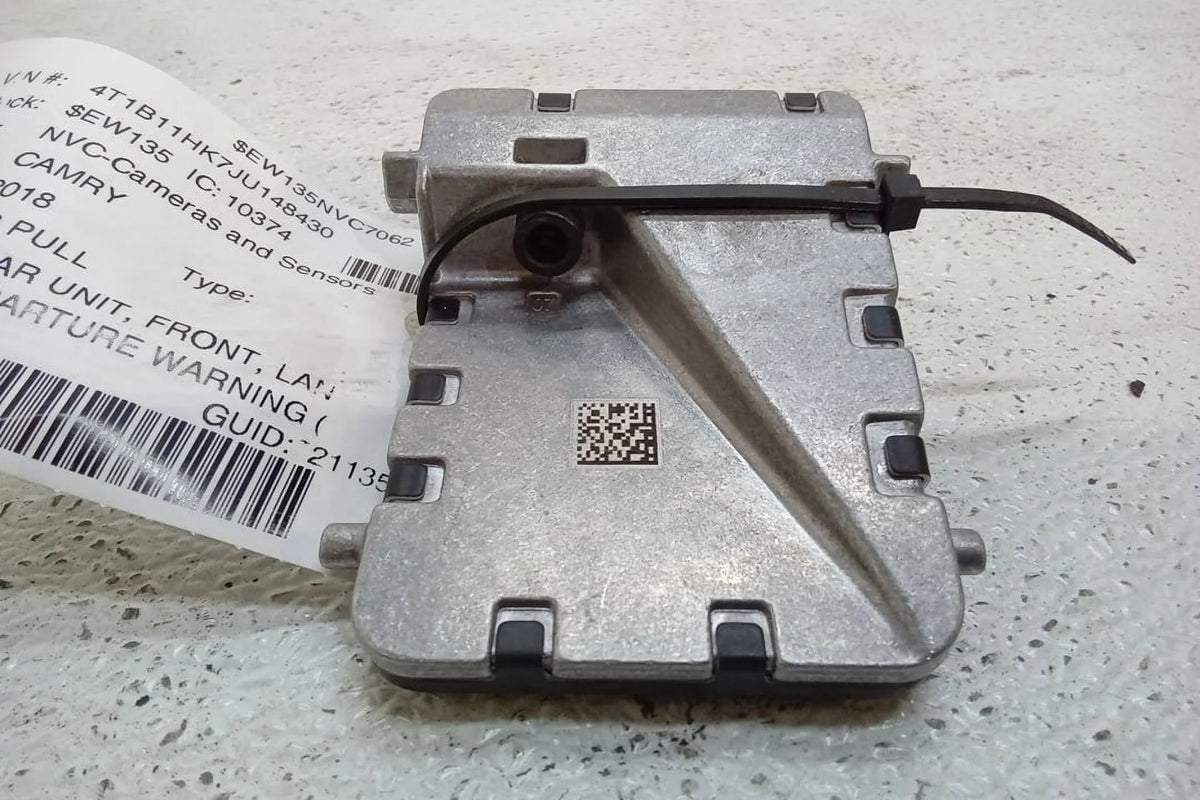 2018 Toyota Camry Front Windshield Lane Departure Warning Camera 8646C-06010 OEM (Good)
