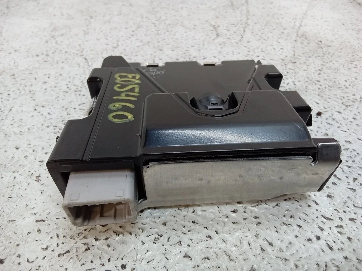 2017 Toyota Prius Front Windshield Lane Departure Warning Camera 8646C-47031 OEM (Good)