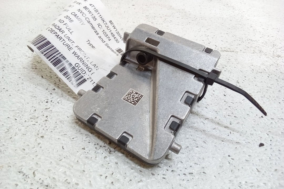 2018 Toyota Camry Front Windshield Lane Departure Warning Camera 8646C-06010 OEM (Good)